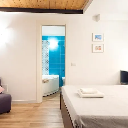 Rega House 3*