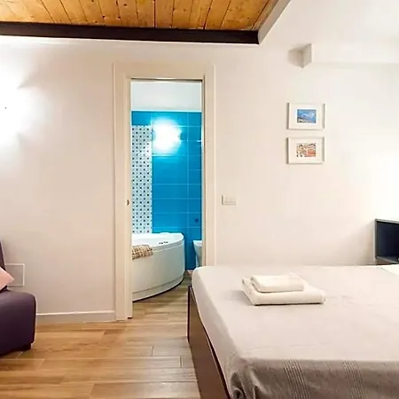 Rega House Nápoles