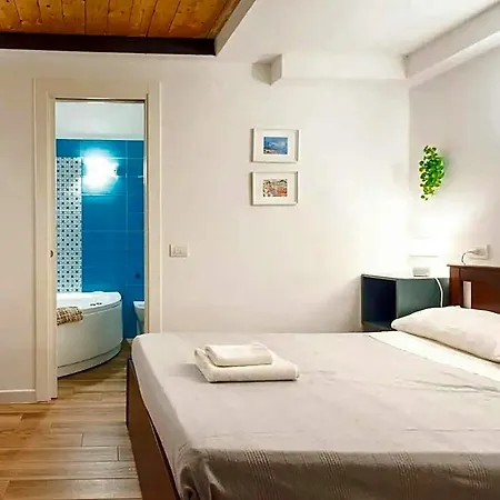 Rega House Nápoles