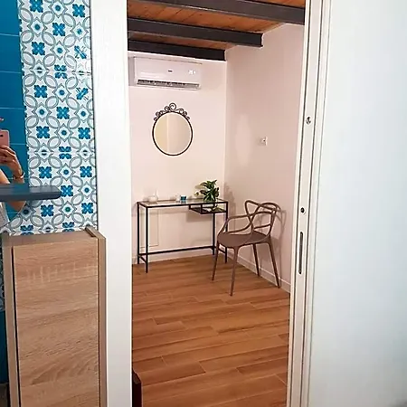 Rega House 3* Neapol